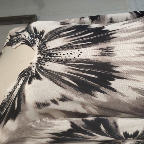 Belldini gray and white tie dye tunic dress size L - Picture 3 of 5